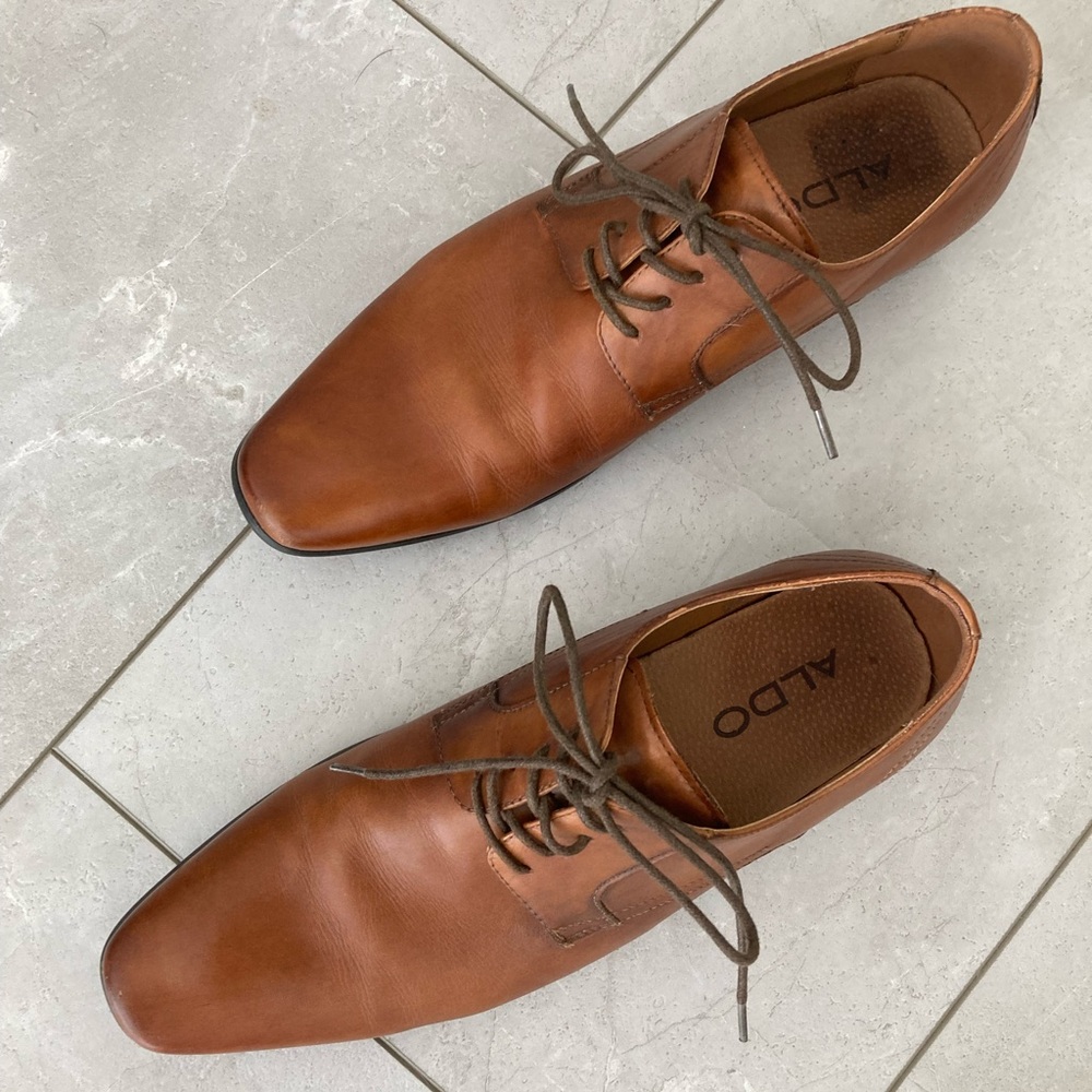 Rarely worn - Picture 6 of 11
